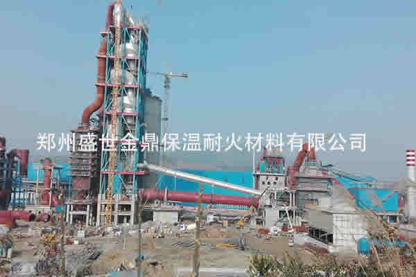 水泥廠回轉(zhuǎn)窯窯口專用澆注料使用優(yōu)勢(shì)分析